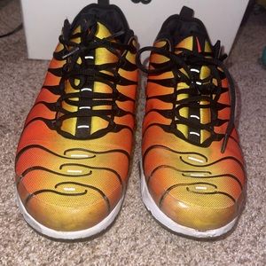 Nike Air Max Plus Tn Ultra Tiger Orange Black Mens Size 13 898015-004